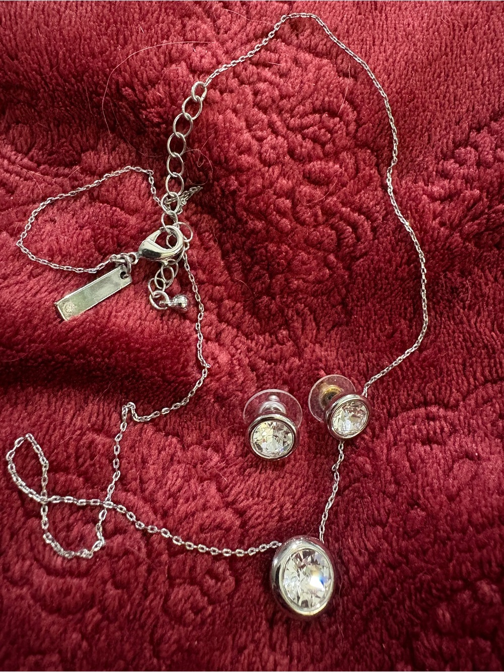 WhtHseBlkMkt Silver 1 Carat size (ea) Bezel Set Crystal Pendant & Stud Earrings
